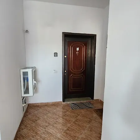 Meti * Durrës