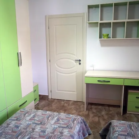 Meti Apartamento Durrës